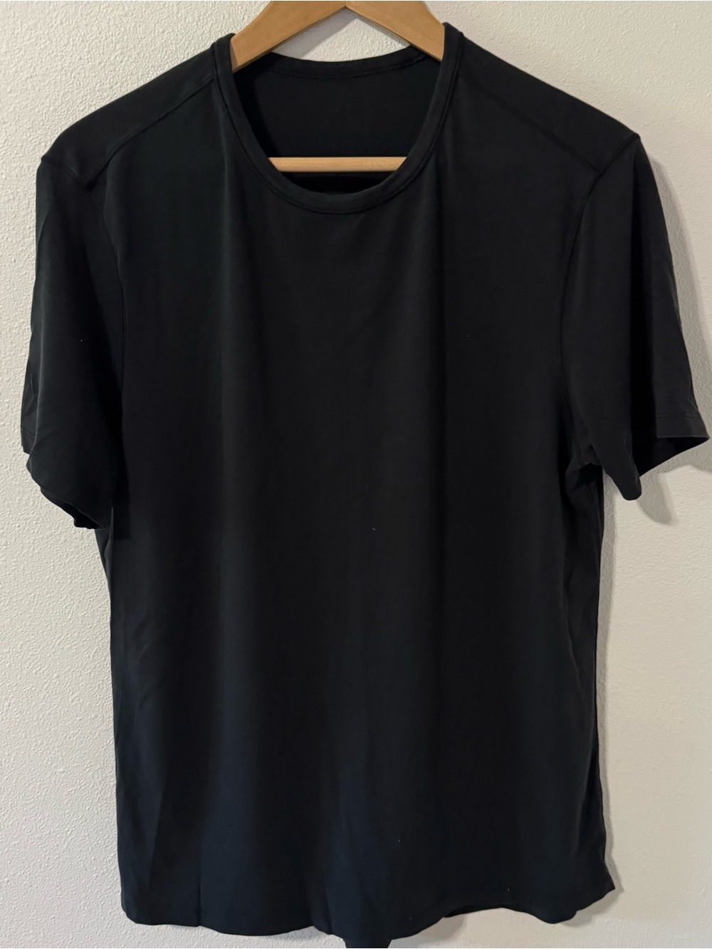 Lululemon Short Sleeve Crewneck T-shirt Black Athleisure Minimalist-Medium